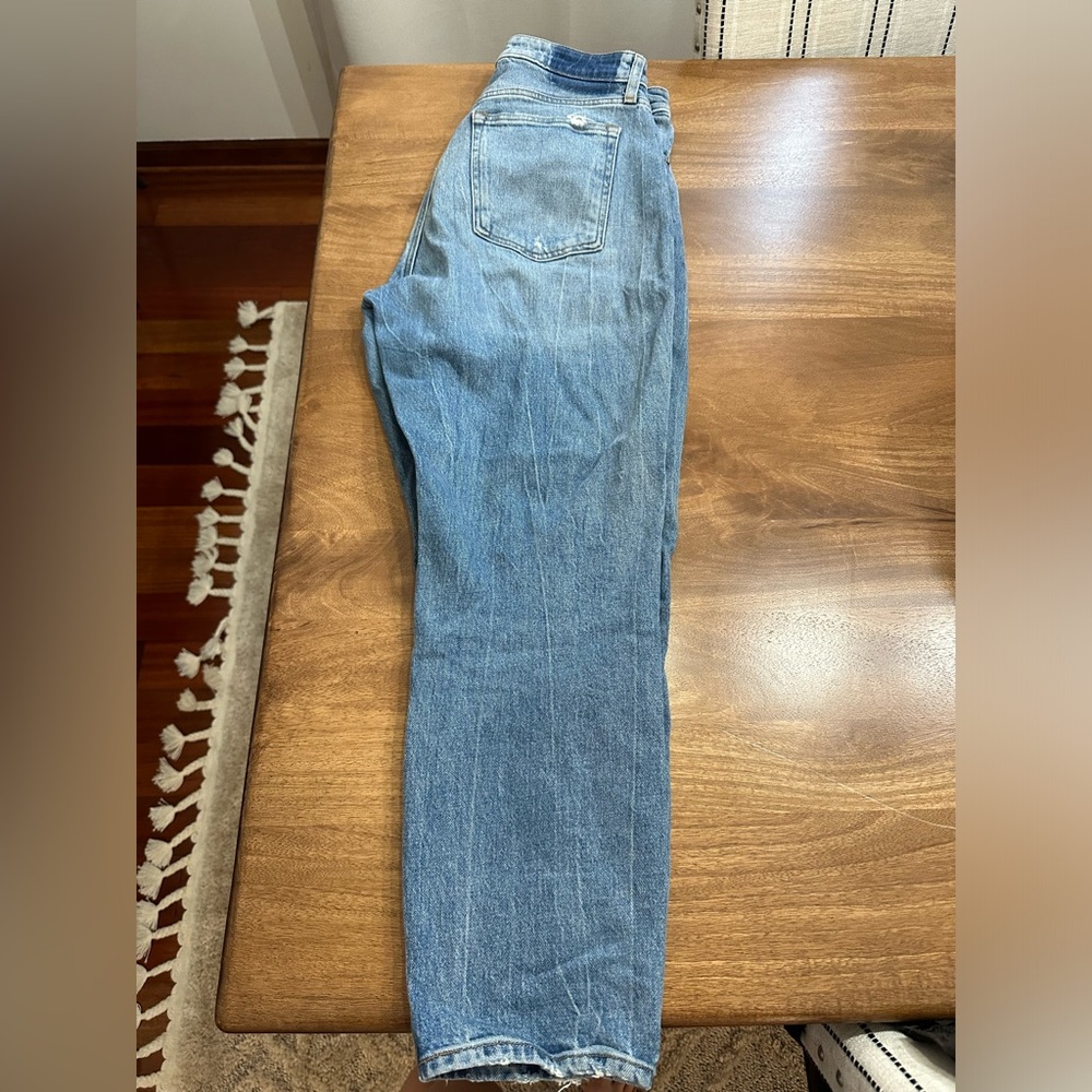 Abercrombie Women’s Curve Love High Rise Mom Jean